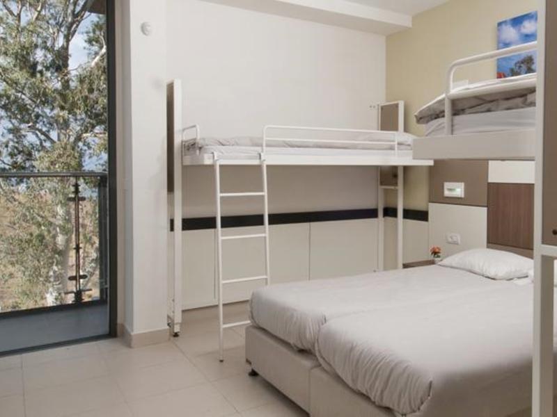 Hi - Poriya Hostel Poriyya Eksteriør billede