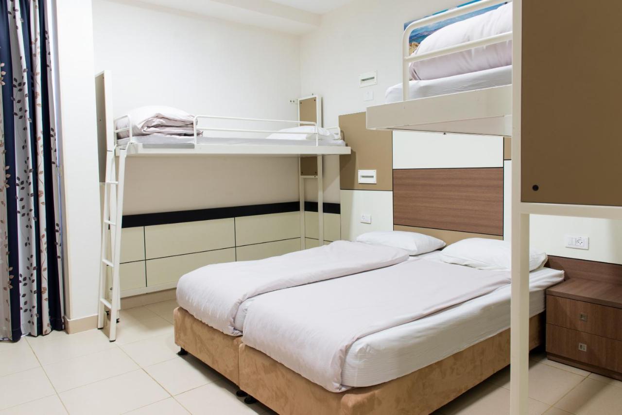 Hi - Poriya Hostel Poriyya Eksteriør billede
