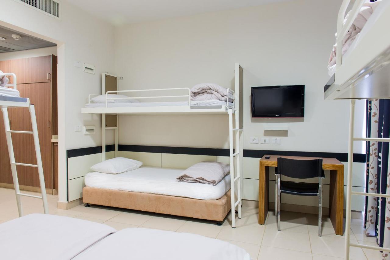 Hi - Poriya Hostel Poriyya Eksteriør billede